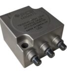 Accéléromètre triaxial UHT-12™, sortie mode de charge, +482°C, 3.2 pC/g - ATEX • Sensibilité : 3.2 ...