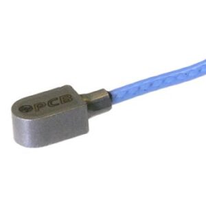 Accéléromètre ICP® miniature, léger (0,17 g), 1 mV/g, 5000 g, avec câble de 3 mètres • Sensibilité ...