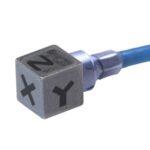 Accéléromètre triaxial miniature (0,8 g) ICP®, 1 mV/g, câble 3 mètres fourni • Sensibilité : 1 mV/...