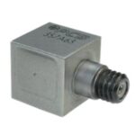 Accéléromètre UHT-12™, sortie mode de charge, +482° C, 0.53 pC/g, boîtier isolé électriquement • Se...