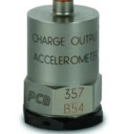 Accéléromètre haute température +288° C, sortie mode de charge 100 pC/g,3kHz • Sensibilité : (±10%)...
