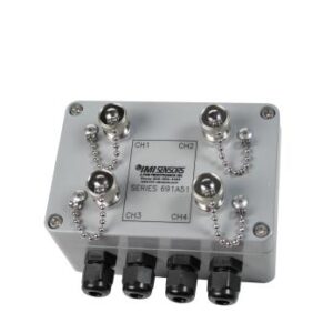 Boitier de raccordement en Fiberglass • Nombre de voies : 4 • Connecteurs internes : BNC • Fournis...
